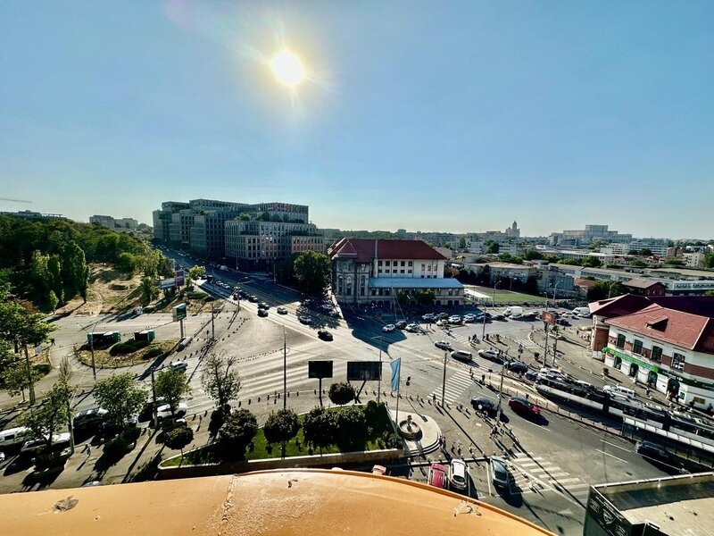 Tineretului, metrou, Ghe. Sincai, parc, bloc monolit