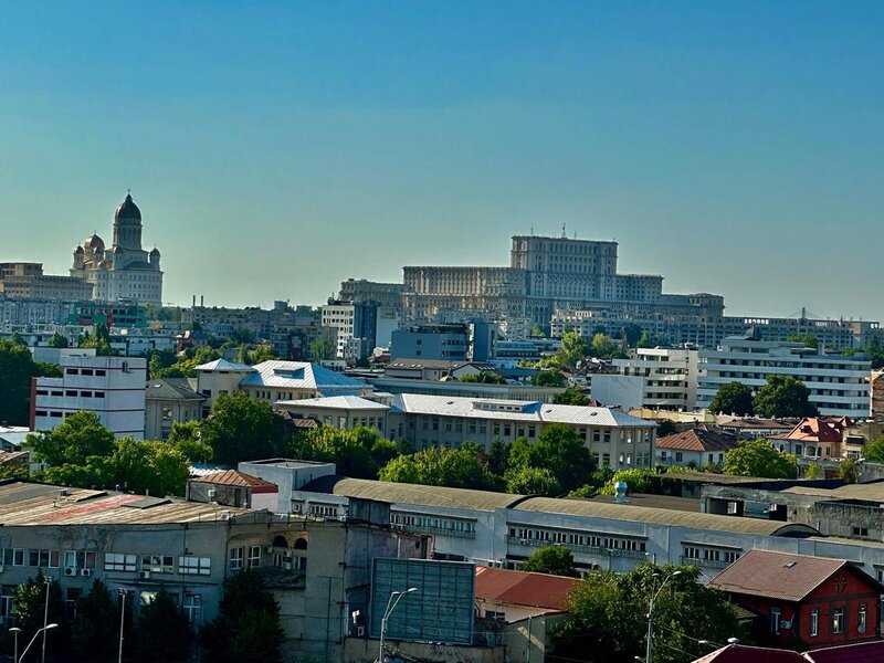 Tineretului, metrou, Ghe. Sincai, parc, bloc monolit